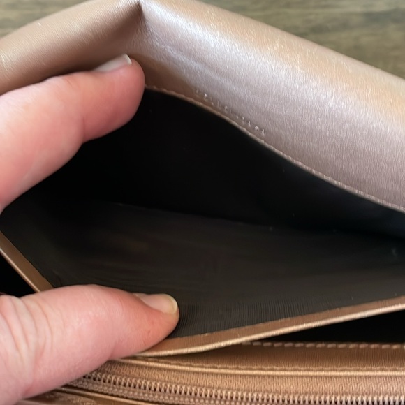 Gucci Canvas GG Continental Wallet - Picture 16 of 16